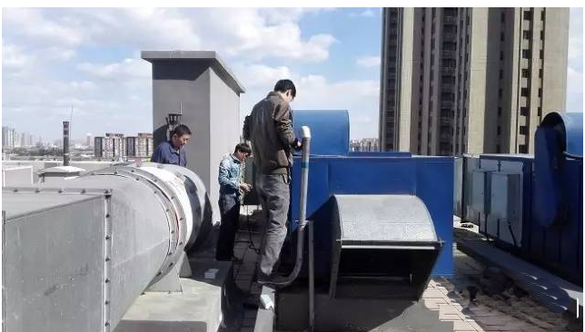 飯店廚房排煙系統(tǒng)清洗圖片