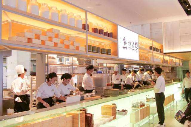 明檔廚房設(shè)計