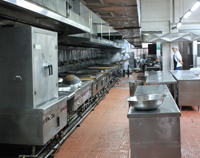 大型廚房設備生產(chǎn)廠教你如何更加合理的采購全套商用廚房設備