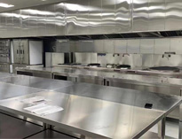 商用廚房設(shè)備廠(chǎng)家告訴你商用廚房操作使用注意事項(xiàng)